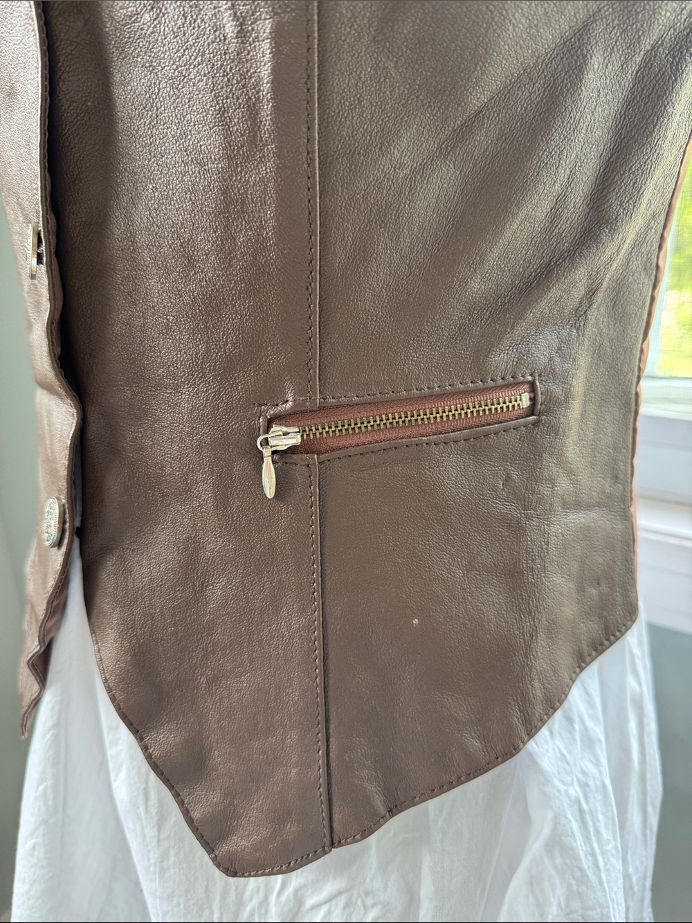 David BenJamin 70’s chocolate brown leather Weatern style vest menswear Medium - Picture 3 of 7